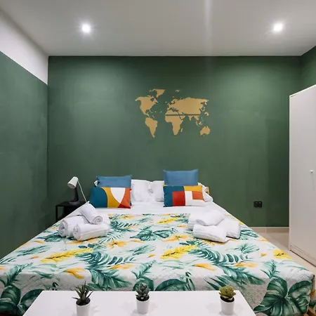 Apartment Casa Ravanas - City Center Studio